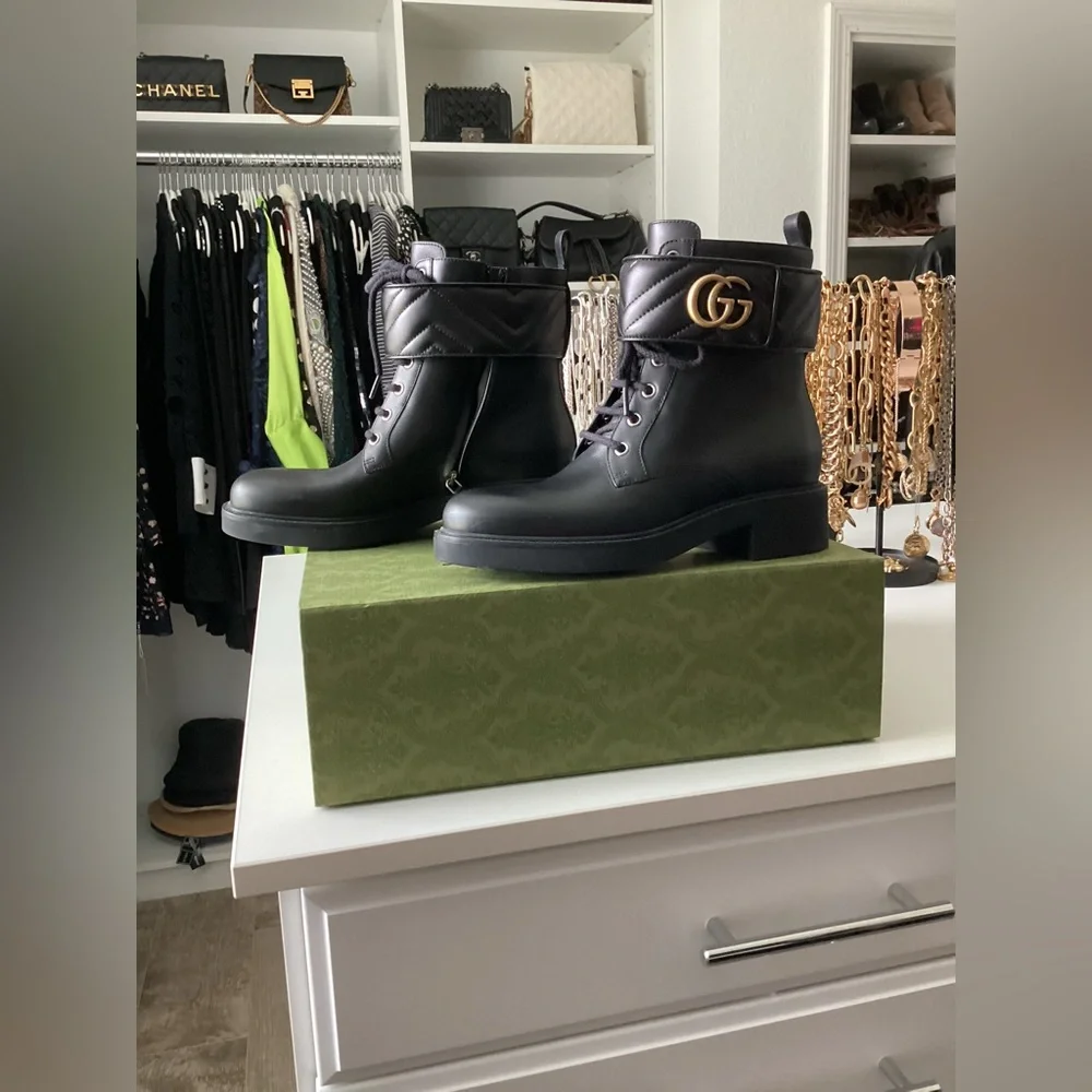 Gucci Black Combat Moto Boots with GG Logo - Picture 2 of 14